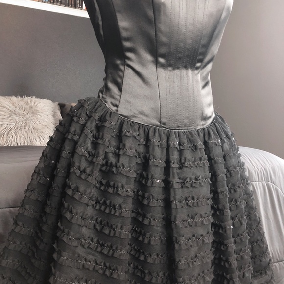 80s Strapless Corset Style Gown - Picture 2 of 7